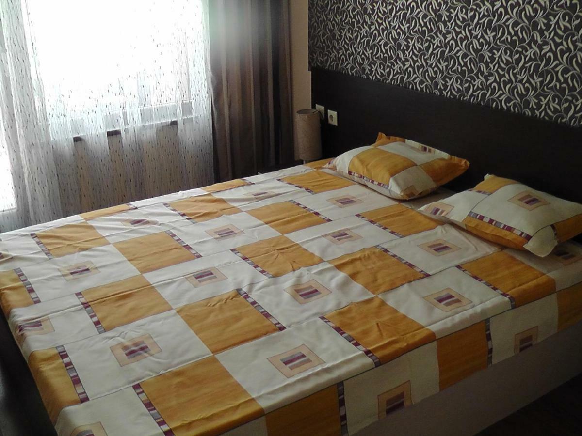 Адмирал- Сирена Zlatni pjasătsi Eksteriør bilde