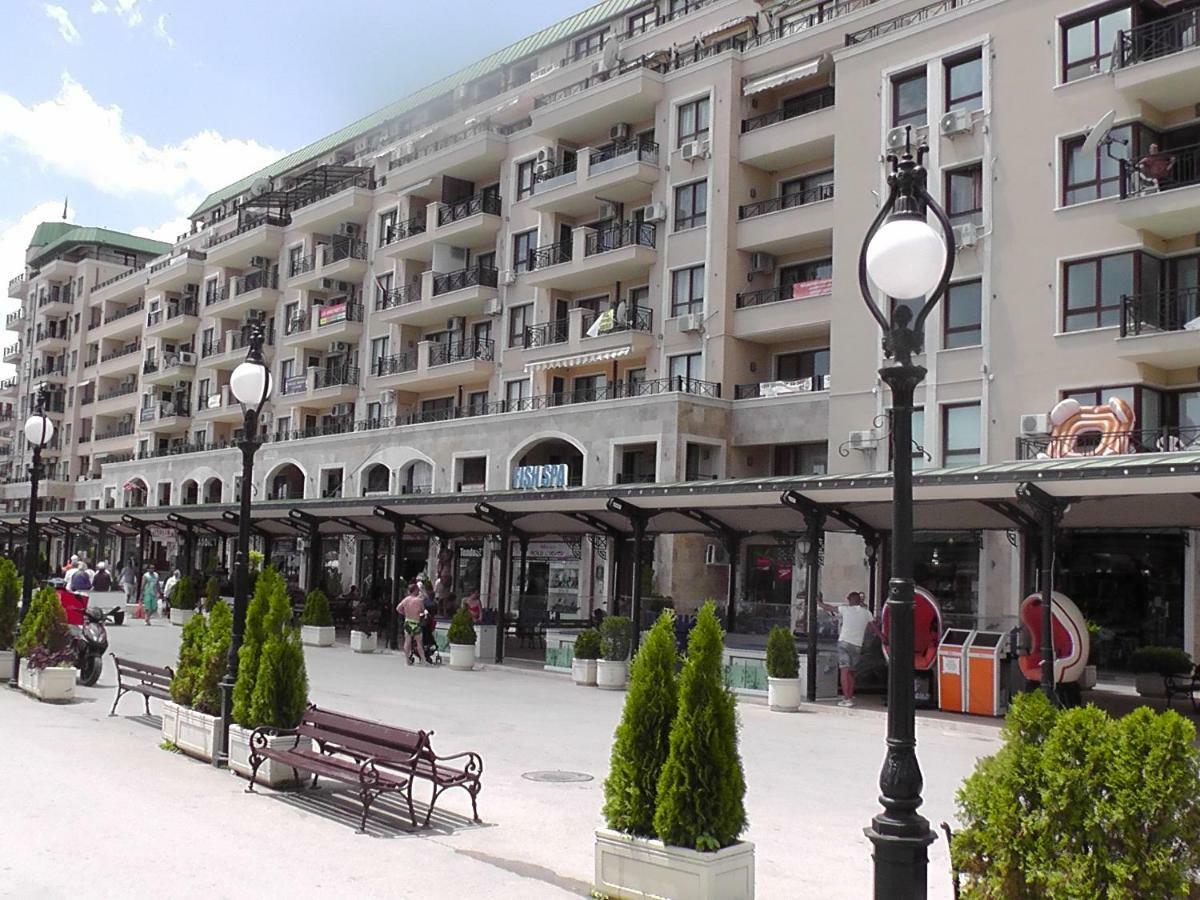 Адмирал- Сирена Zlatni pjasătsi Eksteriør bilde